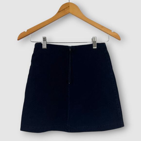 90s Y2k Vintage 5-7-9 Corduroy Mini Skirt Size 1 - Picture 2 of 6